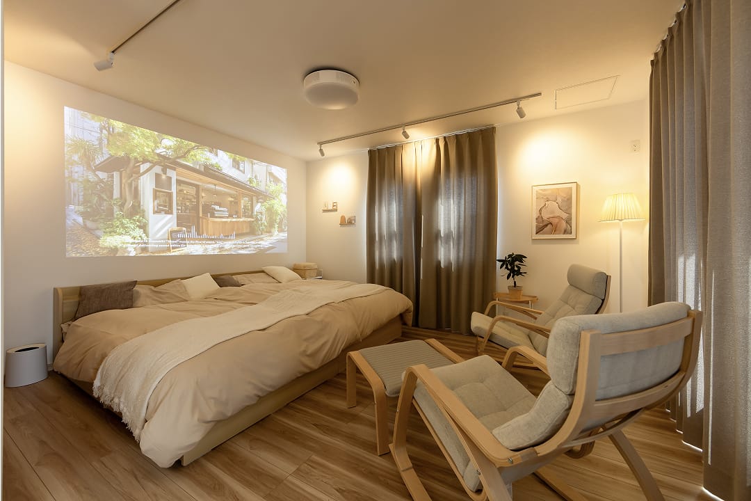 2階の寝室は、ご夫婦が「ホテルライクなラグジュアリー空間」を目指した特別な場所です