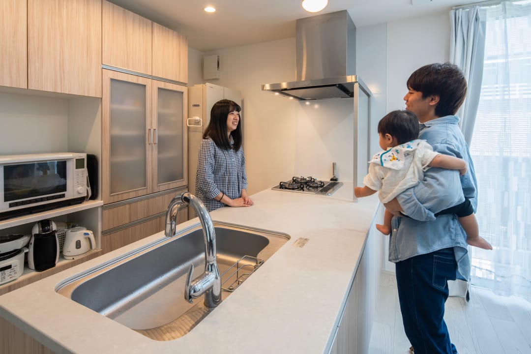 騒音と手狭さに悩んだ賃貸から一変。子どもが自由にのびのびと過ごせる、夫婦こだわりの住まいを実現